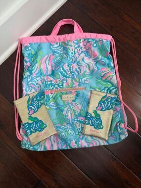 NWOT Lilly Pulitzer Aqua La Vista Drawstring bag backpack and 2 eye glass cases